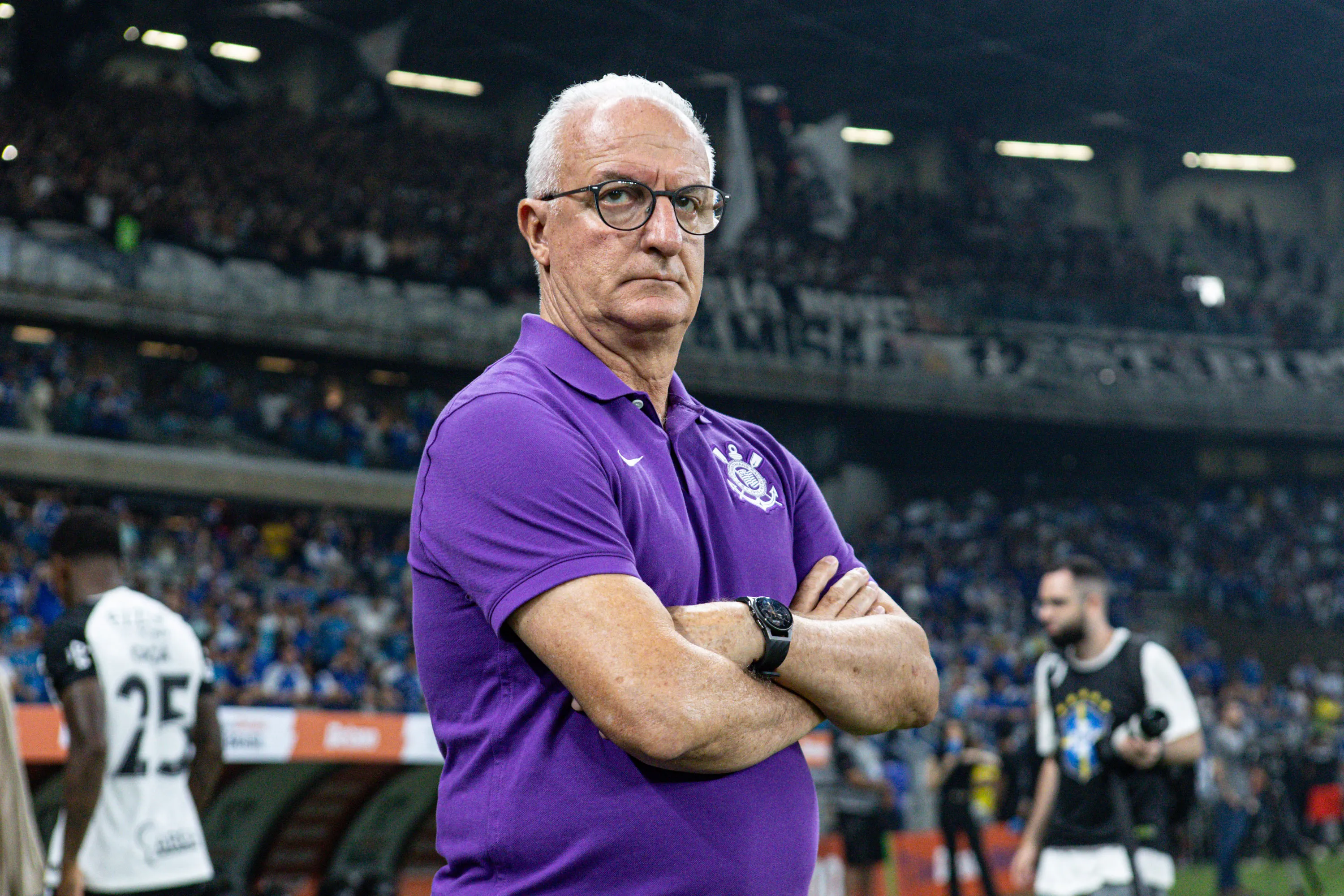 Dorival Junior tecnico do Corinthians durante partida contra o Cruzeiro no estadio Mineirao pelo campeonato Copa Do Brasil 2025. Foto: Gilson Lobo/AGIF