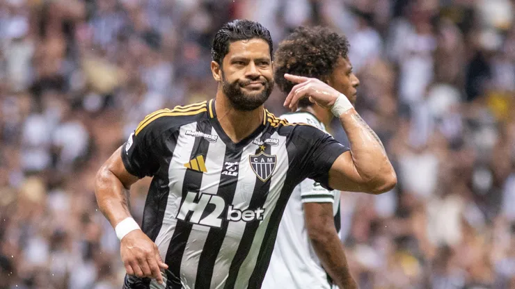 Hulk jogador do Atlético-MG comemora seu gol durante partida contra o Vasco no estádio Arena MRV pelo campeonato Brasileiro A 2025. Foto: Fernando Moreno/AGIF