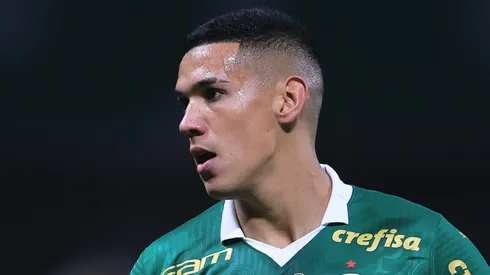 Fora dos planos do Palmeiras, Naves deve seguir na Europa