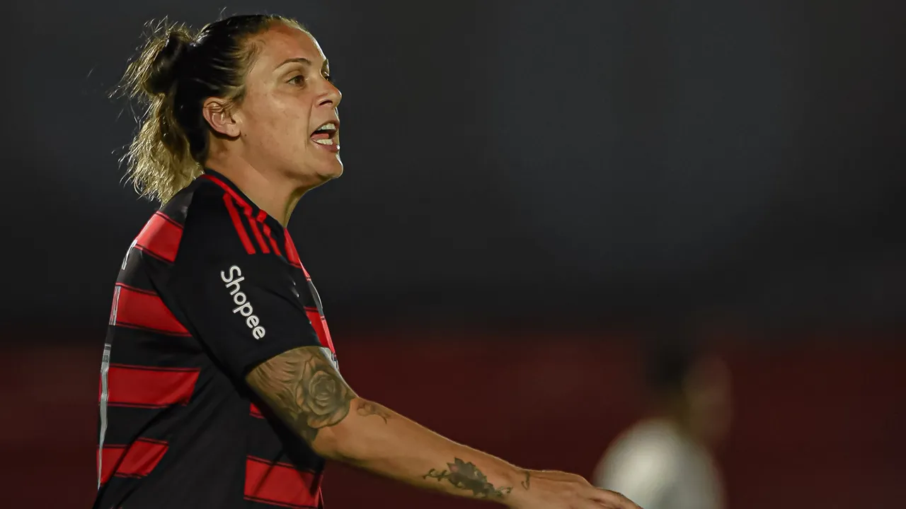 Glaucia era uma das capitãs do Flamengo em 2025 - Foto: Paula Reis/Flamengo