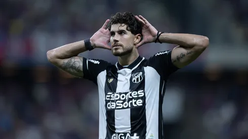 Pedro Raul em campo pelo Ceará. Foto: Baggio Rodrigues/AGIF