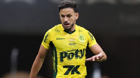 Yago Felipe durante confronto entre Atlético-MG e Mirassol no Brasileirão de 2025.