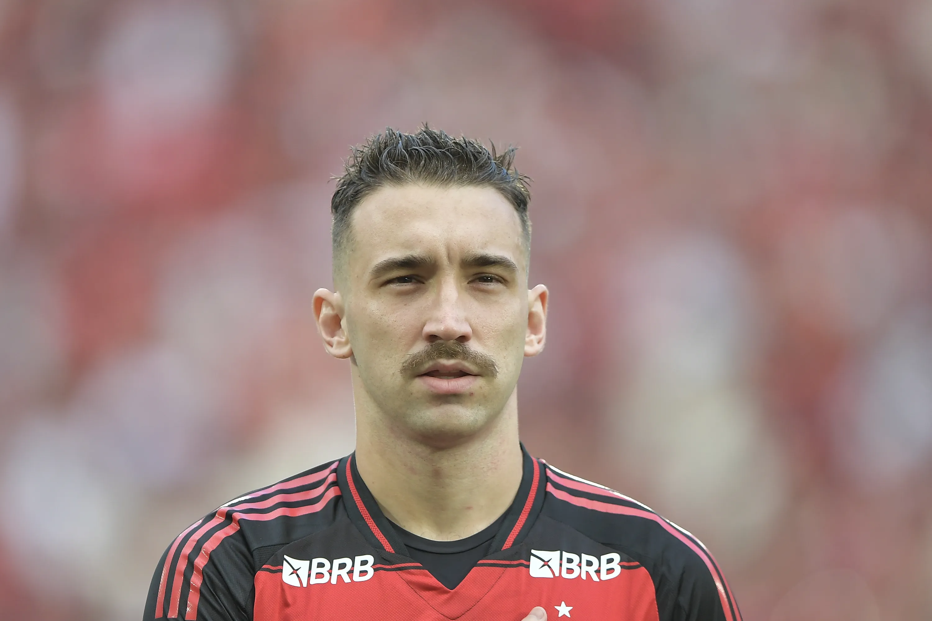 RJ – RIO DE JANEIRO – 31/08/2025 – BRASILEIRO A 2025, FLAMENGO X GREMIO – Leo Ortiz jogador do Flamengo durante partida contra o Gremio no estadio Maracana pelo campeonato Brasileiro A 2025. Foto: Thiago Ribeiro/AGIF