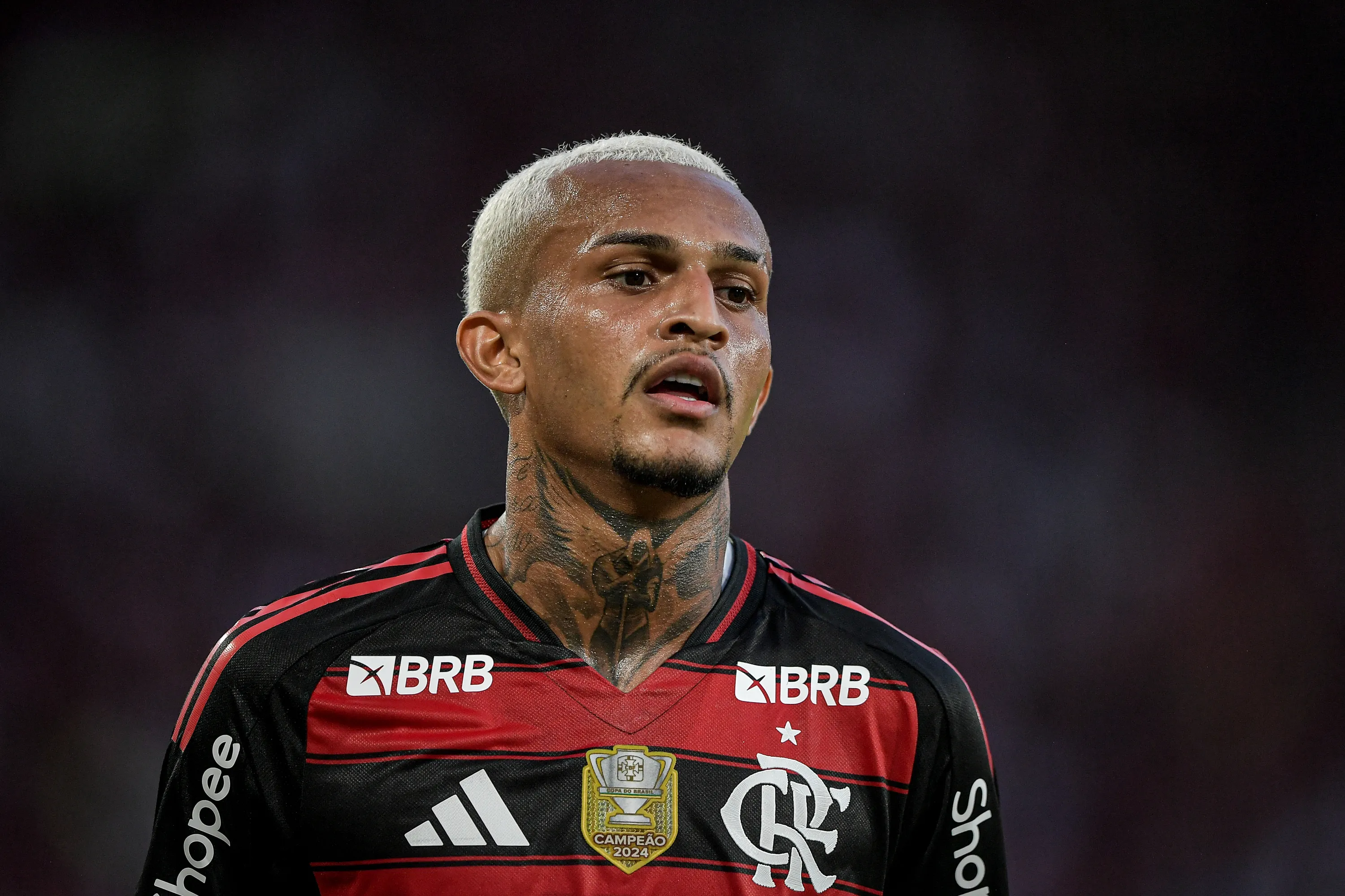 Wesley jogador do Flamengo durante partida contra o Sao Paulo no estadio Maracana pelo campeonato Brasileiro A 2025. Foto: Thiago Ribeiro/AGIF