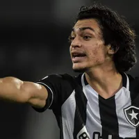 Textor 'aprova' e Botafogo renova empréstimo de Matheus Nascimento ao LA Galaxy