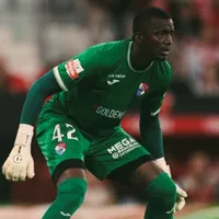 Flamengo tenta 'chapéu' no Botafogo e abre negociações com Andrew