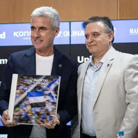 Luís Castro pede e Grêmio acelera negociações por camisa 5