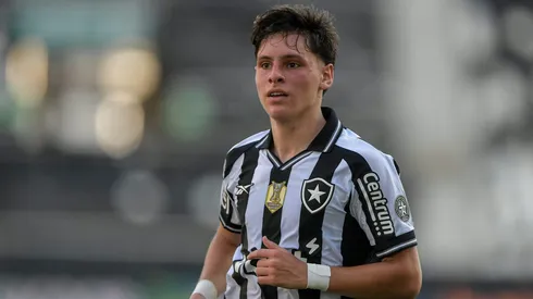 Montoro jogador do Botafogo durante partida contra o Fortaleza no estadio Engenhao pelo campeonato Brasileiro A 2025. Foto: Thiago Ribeiro/AGIF