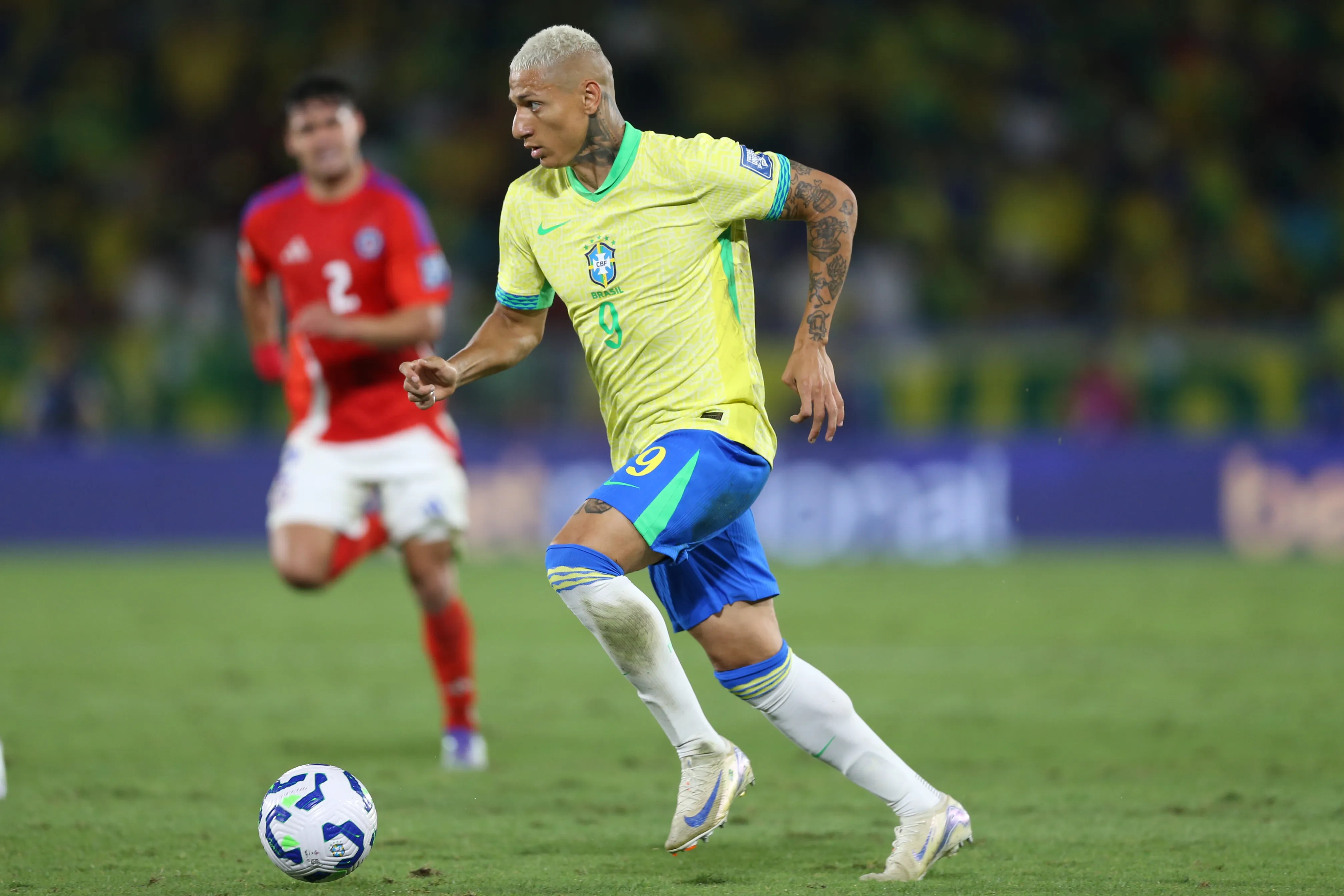 RJ – RIO DE JANEIRO – 04/09/2025 – ELIMINATORIAS COPA DO MUNDO 2026, BRASIL X CHILE – Richarlison jogador do Brasil durante a partida contra o Chile no Maracana no Rio de Janeiro (RJ), pelas Eliminatorias da Copa do Mundo 2026. Foto: Marlon Costa/AGIF
