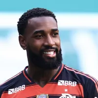 Gerson é recebido com festa da torcida do Cruzeiro na Toca da Raposa