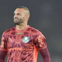 Palmeiras se revolta e trava negociação do Grêmio por Weverton