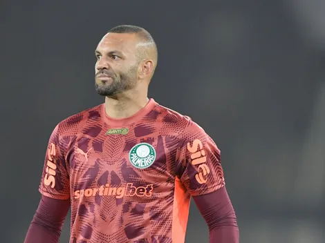 Palmeiras se revolta e trava negociação do Grêmio por Weverton