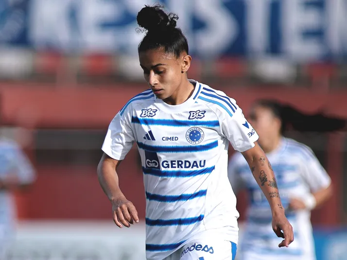 Flamengo confirma a chegada de Layza Cavalcanti