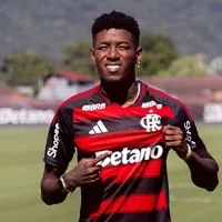 Vitão é apresentado ao Flamengo e mira fazer história na Gávea