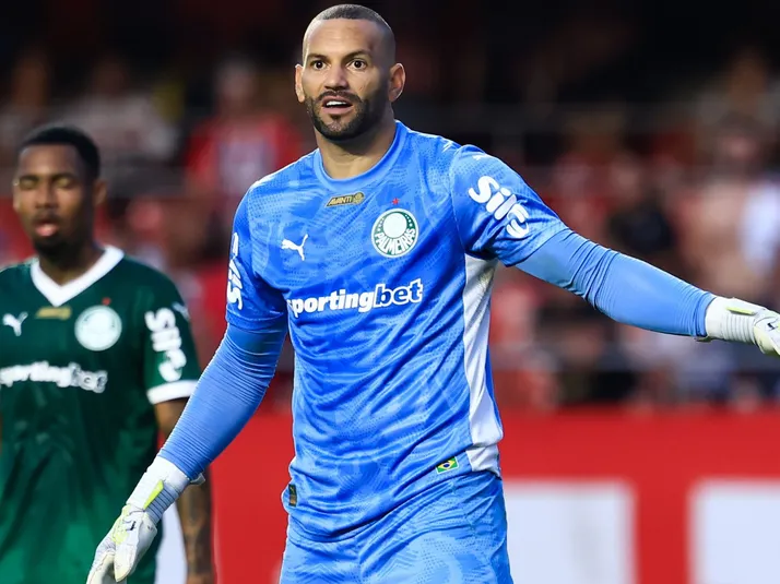 Palmeirenses ironizam Weverton após possível acerto com o Grêmio