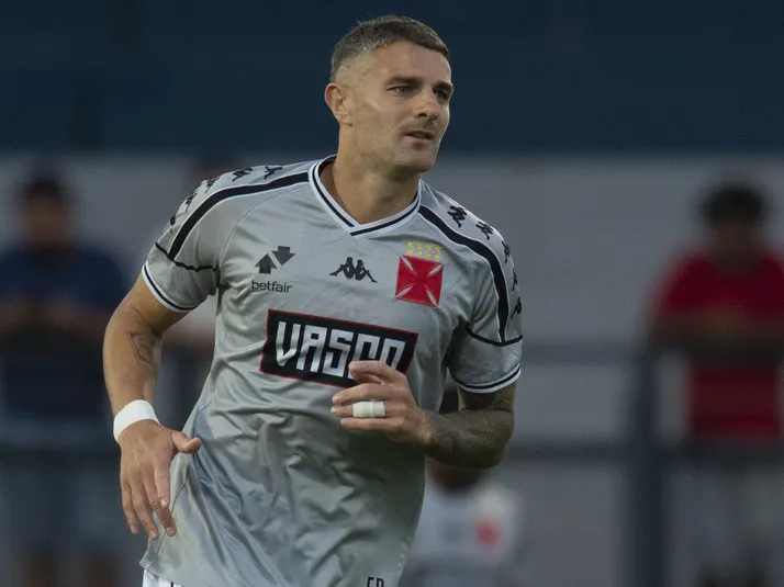 Vasco define Andrés Vombergar como substituto de Pablo Vegetti em 2026