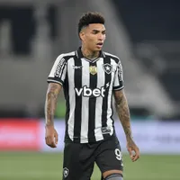 Ex-Botafogo, Igor Jesus erra pênalti decisivo no Nottingham Forest