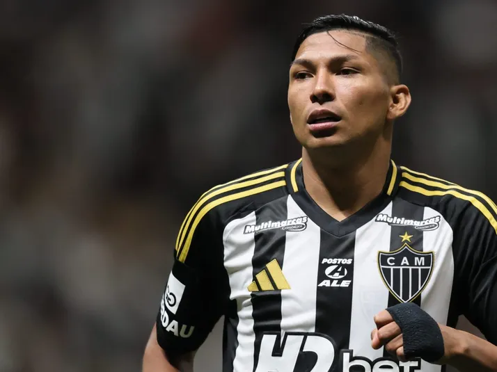 Rony é cobrado pela torcida e explica motivo de ter acionado o Atlético-MG na justiça