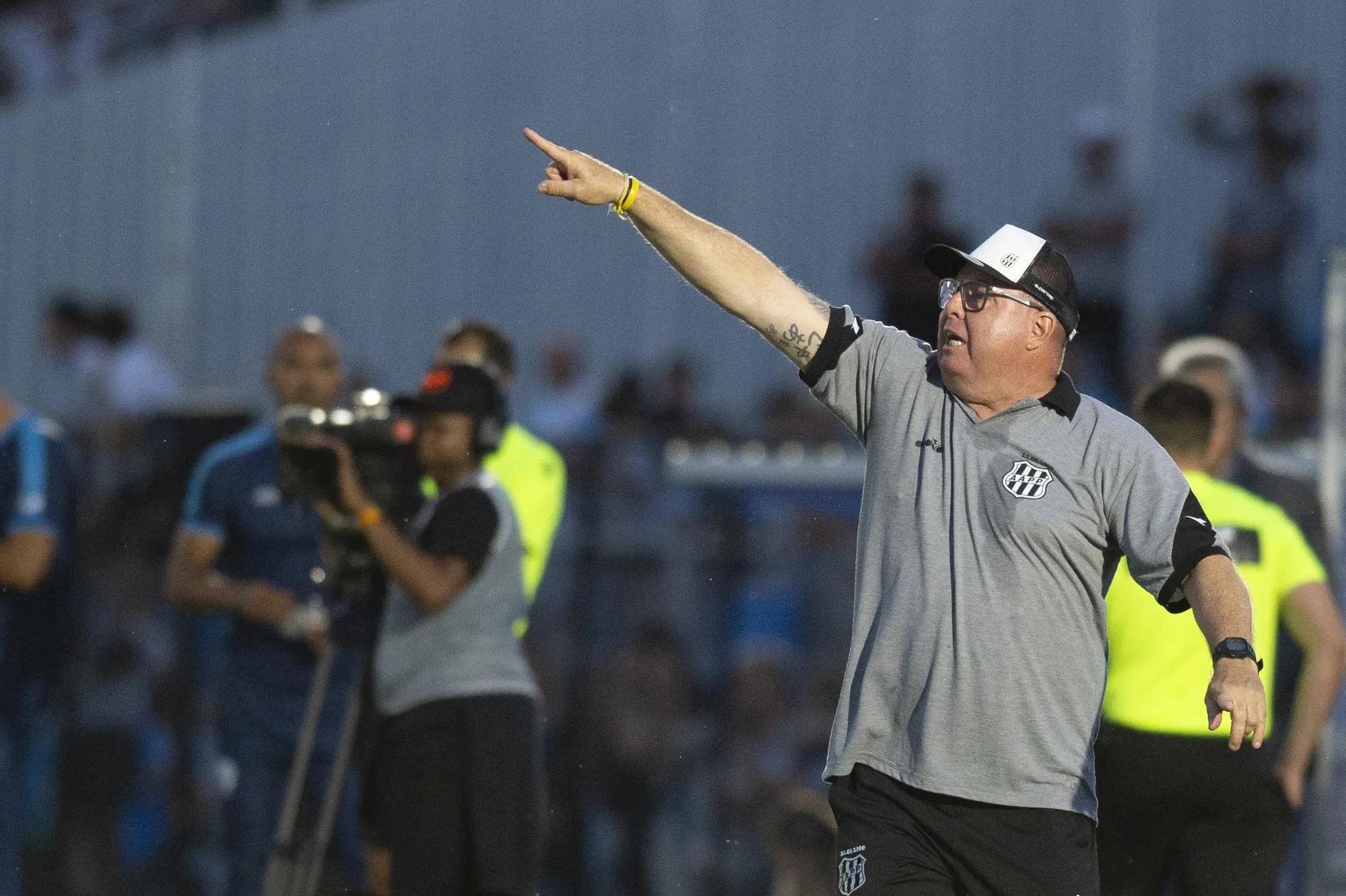 Marcelo Fernandes durante partida entre Londrina e Ponte Preta pelo Campeonato Brasileiro da Série C de 2025. Foto: Anderson Romao/AGIF