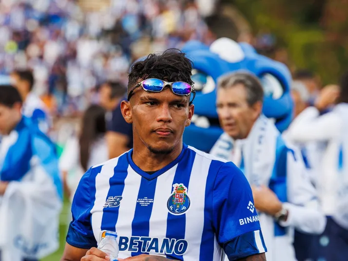 Revelado pelo Palmeirass, Gabriel Veron não será aproveitado pelo Porto