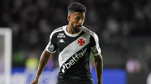 Paulinho Paula durante confronto entre Vasco x Lanús na Sul-Americana de 2025.