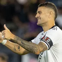 Vegetti faz postagem enigmática e 'deixa no ar' possível saída do Vasco