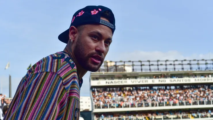 Neymar jogador do Santos durante partida contra o Novorizontino no estadio Vila Belmiro pelo campeonato Paulista 2026. Foto: Jota Erre/AGIF