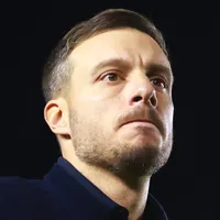 Anselmi mostra incômodo com gramados do CT do Botafogo