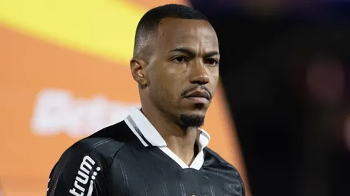 Marlon Freitas durante confronto entre Bragantino e Botafogo na Libertadores de 2025.