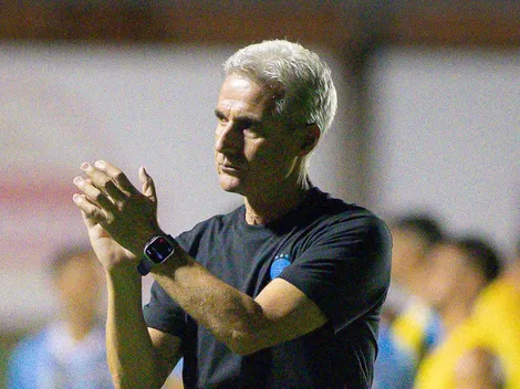 Luís Castro pede calma com jovens do Grêmio