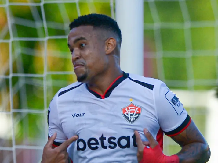 Internacional negocia contratação de Alerrandro