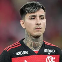 Pulgar, do Flamengo, não perde oportunidade e provoca o Palmeiras no Chile