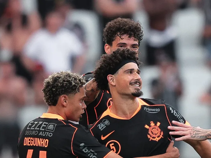 Corinthians faz campanha sobre o Mundial de Clubes Feminino em estreia no Paulistão