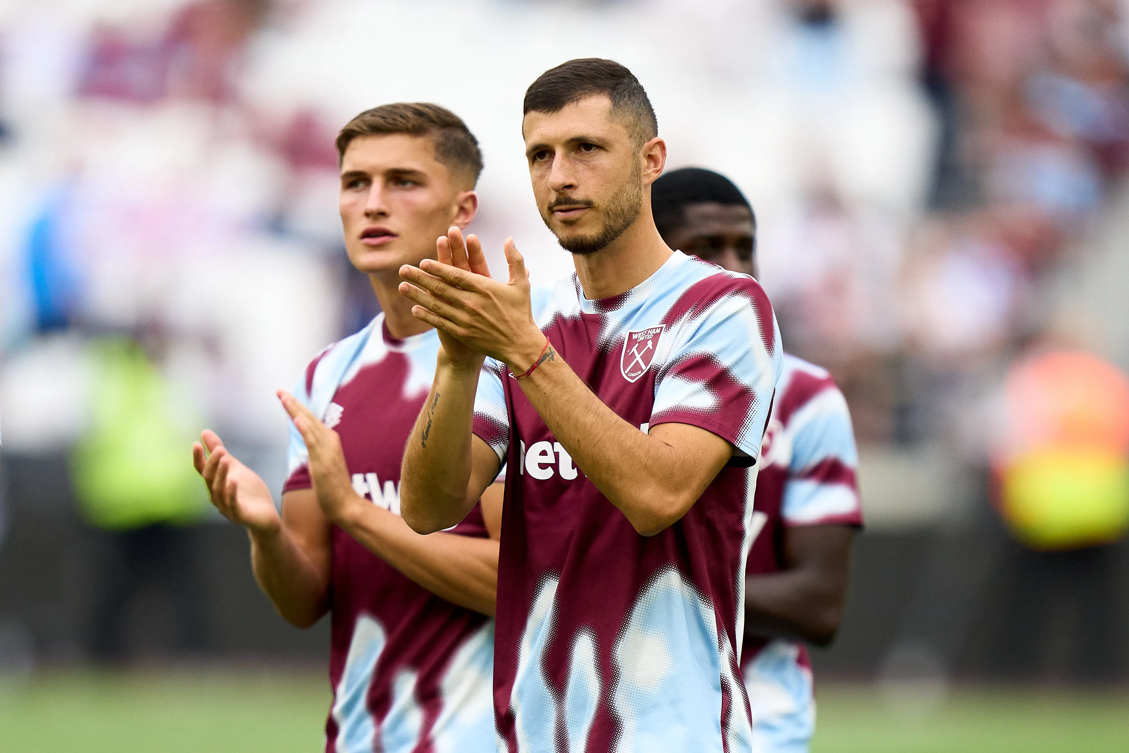 LONDON, ENGLAND – AUGUST 10: Guido Rodríguez of West Ham United acknowledges the fans after the Pre-Season Friendly match between West Ham United and Celta Vigo at London Stadium on August 10, 2024 in London, England. (Photo by Angel Martinez/Getty Images)