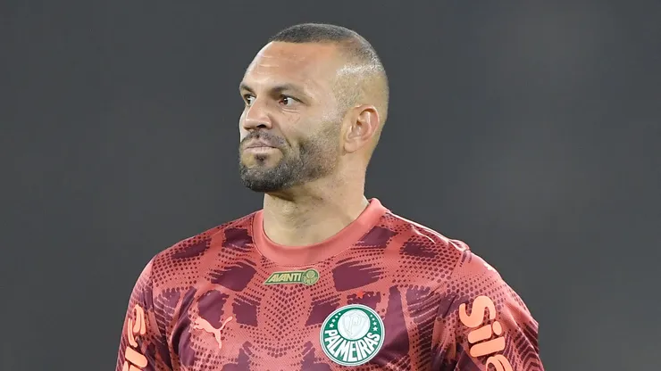 Weverton goleiro do Palmeiras durante partida contra o Botafogo no estadio Engenhao pelo campeonato Brasileiro A 2025. Foto: Thiago Ribeiro/AGIF