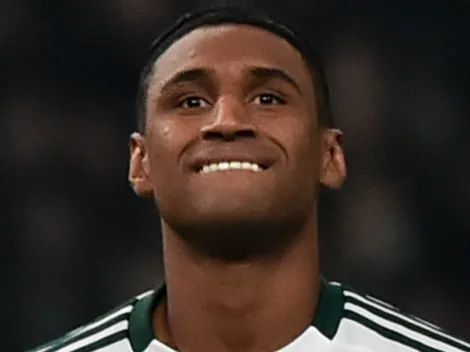 Luís Castro cogita escalar Tetê como meia-atacante no Grêmio