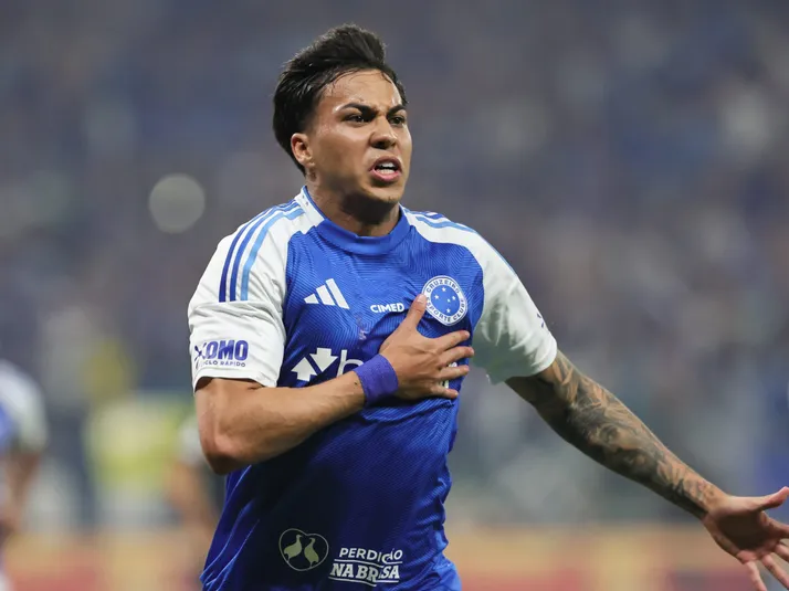 Kaio Jorge se declara ao Cruzeiro após renovação: "Minha casa"