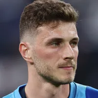 Bento deixa Al-Nassr e é novo reforço do Genoa, da Itália