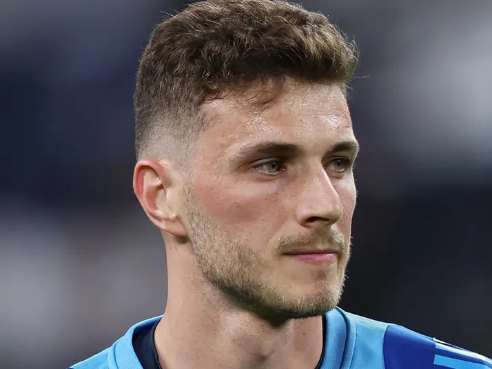 Bento deixa Al-Nassr e é novo reforço do Genoa, da Itália