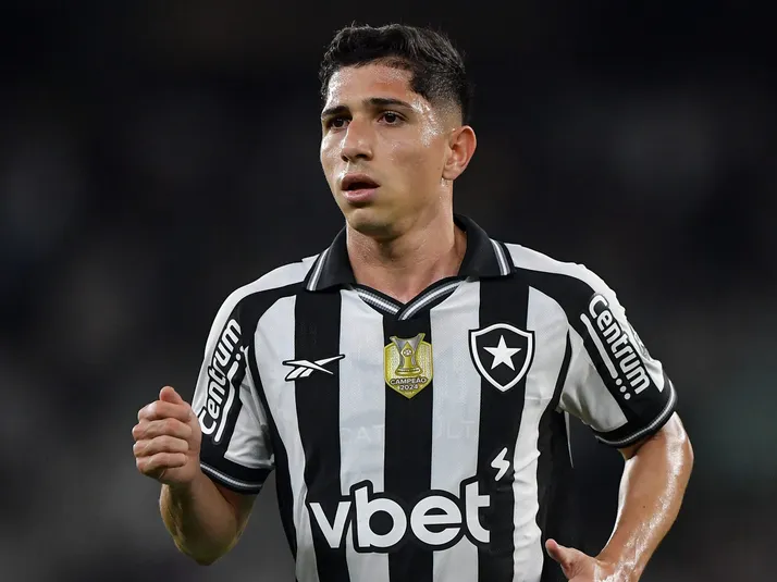 Savarino recusou Fluminense por não querer jogar em rival do Botafogo