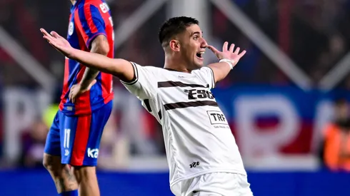 Leonel Picco, jogador do Platense, é alvo do Remo para 2026. Foto: Marcelo Endelli/Getty Images