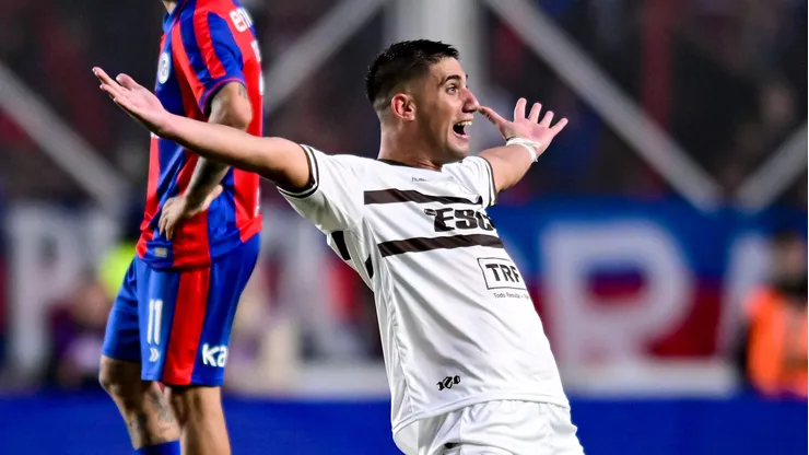Leonel Picco, jogador do Platense, é alvo do Remo para 2026. Foto: Marcelo Endelli/Getty Images