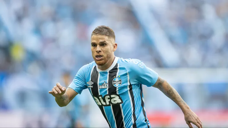 Gustavo Cuellar jogador do Gremio durante partida contra o Mirassol no estadio Arena do Gremio pelo campeonato Brasileiro A 2025.