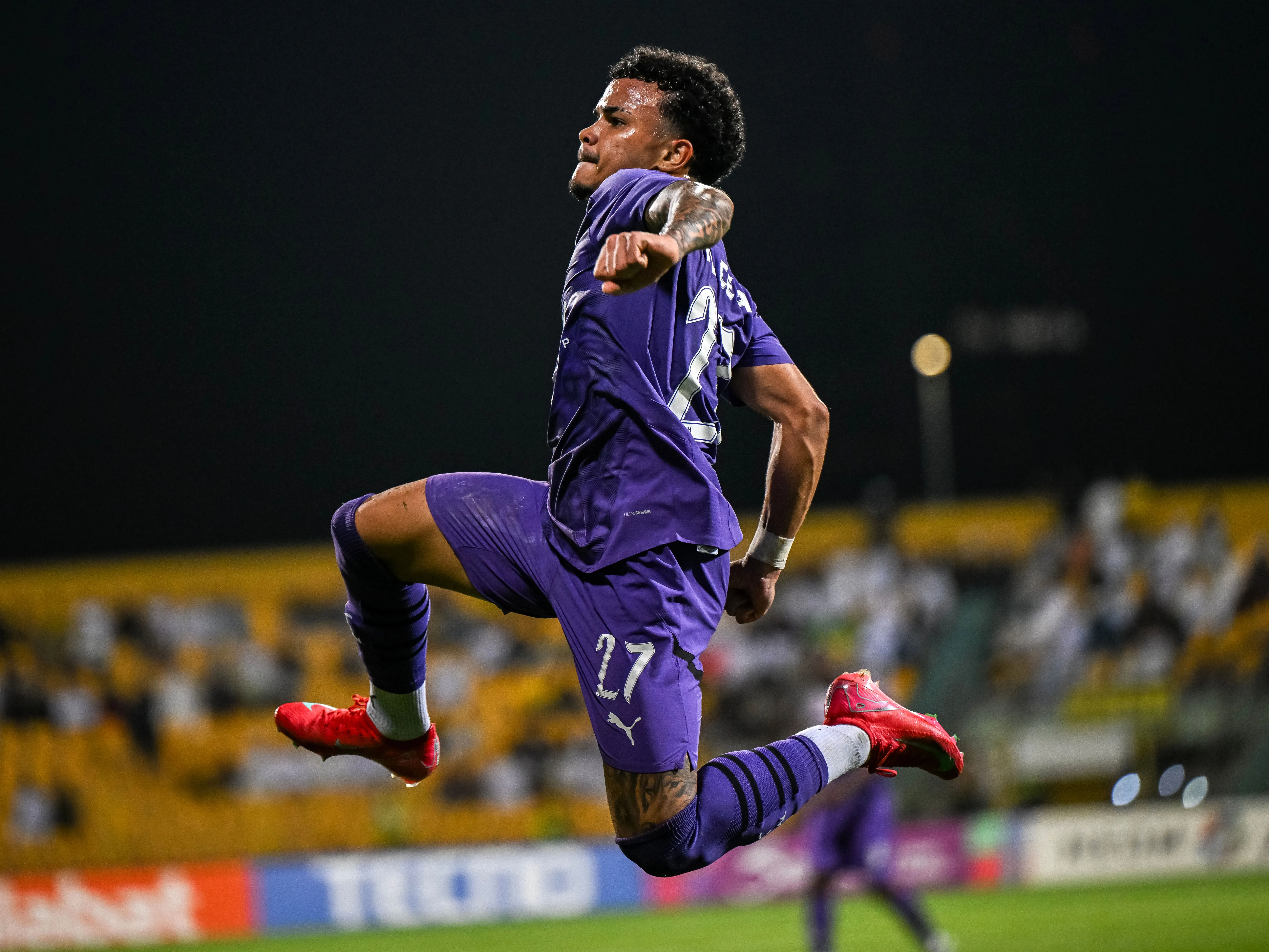 DUBAI, UNITED ARAB EMIRATES – FEBRUARY 18: Kaio Cesar Lima of Al-Hilal celebrates before his goal was denied by the Video Assistant Referee (VAR) during the AFC Champions League Elite match between Al Wasl and Al-Hilal at Zabeel Stadium on February 18, 2025 in Dubai, United Arab Emirates. (Photo by Martin Dokoupil/Getty Images)