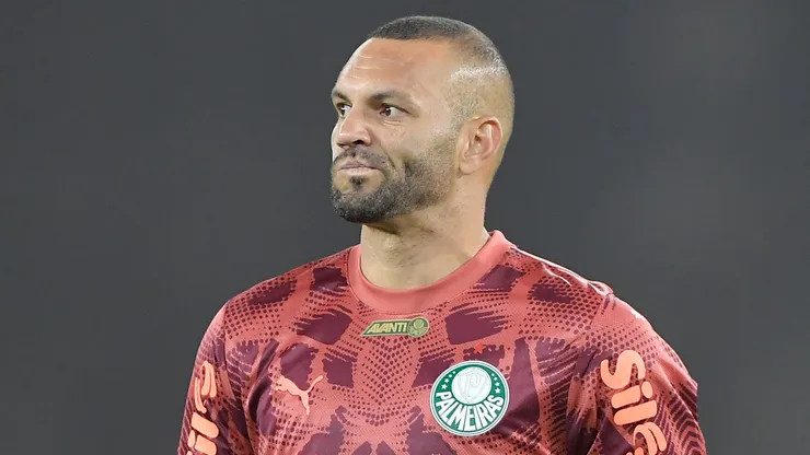 Weverton fica perto de trocar o Palmeiras pelo Grêmio