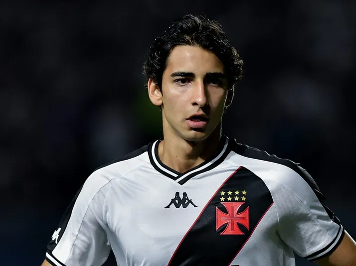 Fernando Diniz aprova e Vasco irá reintegrar JP ao elenco após retorno