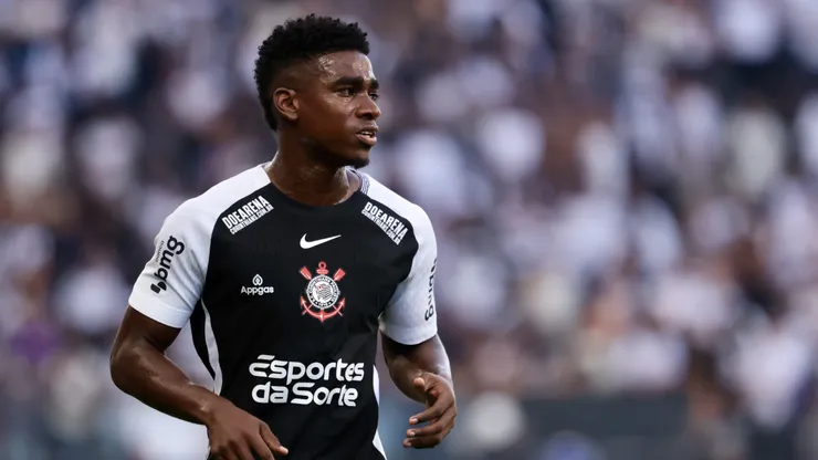 Félix Torres está chegando ao Internacional