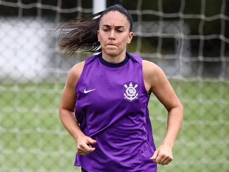 Corinthians apresenta a zagueira Agustina