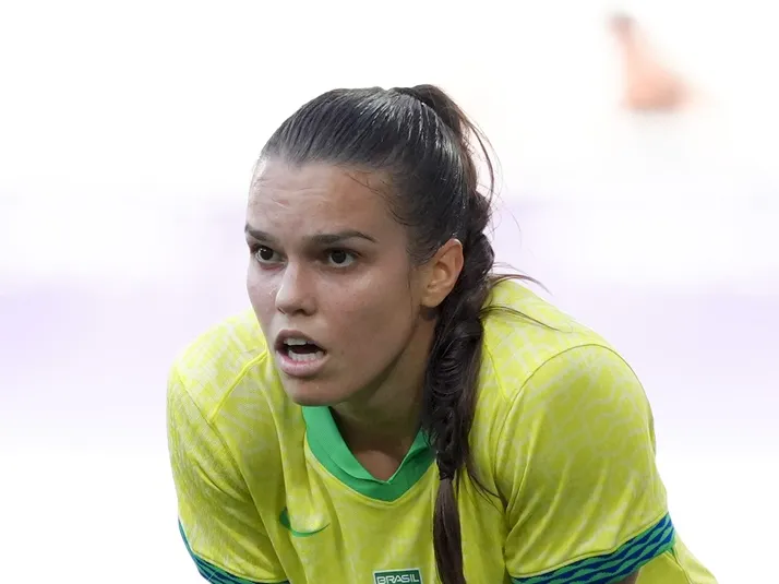 Ana Vitória é apresentada como novo reforço do Corinthians: “Sou corintiana”