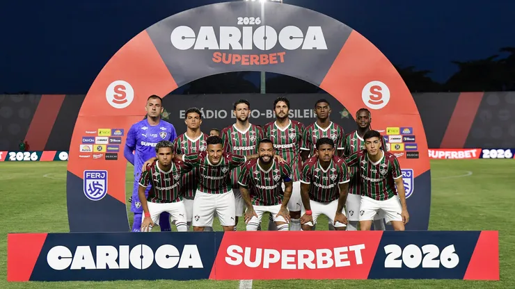 Jogadores do Fluminense posam para foto antes na partida contra Madureira no estadio Luso Brasileiro pelo campeonato Carioca 2026. Foto: Thiago Ribeiro/AGIF
